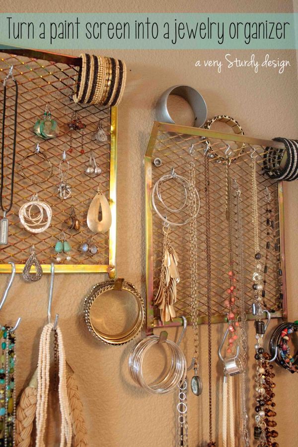 Turn a paint screen into a jewelry organizer